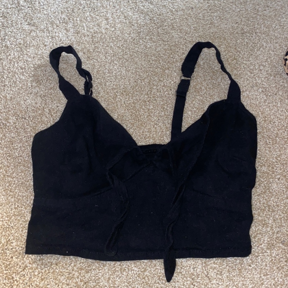 Hollister crop top with tie